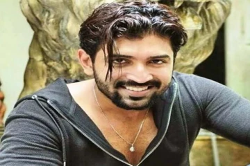 ரோட்டு கடைக்கு சென்று நடிகர் அருண் விஜய்! அம்மாவைக் கண்ட தருணம்.. வைரலாகும் அட்டகாசமான புகைப்படம்