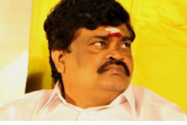 ராஜேந்திர பாலாஜி முன்ஜாமீன் வழக்கு : எங்கள் தரப்பு வாதத்தை கேட்காமல் உத்தரவிடக்கூடாது என தமிழக அரசு கேவியட் மனு! - தமிழ்நாடு