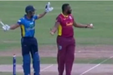 இலங்கை வீரர் குணதிலகா இப்படியா அவுட் ஆகணும்! மிகவும் அரிதான சம்பவம்