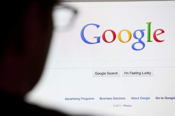 கூகுளில் இந்த 4 விஷயங்களை மட்டும் தேடாதீர்கள்! மீறினால் இதுதான் தண்டனை | 4 Things Avoid To Search In Google