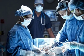 நாட்டில் அறுவை சிகிச்சை மேற்கொள்வதில் பெரும் நெருக்கடி