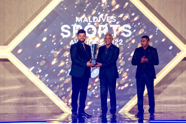 ஐபிஎல் விலைபோகாத சுரேஷ் ரெய்னாவுக்கு ஸ்போர்ட் ஐகான் விருது - மகிழ்ச்சியில் ரசிகர்கள் | Suresh Raina Sports Icon Award Government Maldives