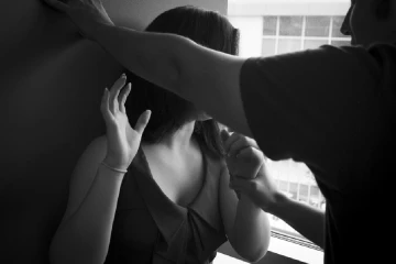 போதைப்பொருள் வாங்க மனைவியை விற்ற கணவன்; மூன்று பிள்ளைகளின் தாய் எடுத்த விபரீத முடிவு!