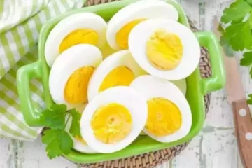 அதிகம் முட்டை சாப்பிடுபவர்களா நீங்கள்? உங்களுக்கான ஒரு எச்சரிக்கை தகவல்