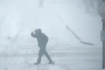 ரொறன்ரோவில் பனிப்புயல் தொடர்பில் எச்சரிக்கை