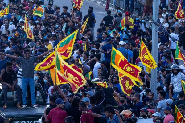 அரகலய தாக்குதல் பின்னணியில் சிக்கியுள்ள முன்னாள் எம்.பிக்கள்! | Members Of Parliament Identified In Aragalaya Raid அரகலய தாக்குதல் பின்னணியில் சிக்கியுள்ள முன்னாள் எம்.பிக்கள்! | Members Of Parliament Identified In Aragalaya Raid