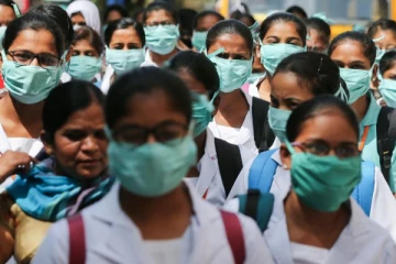 இரண்டுவாரங்களில் 43 மாணவர்களுக்கு கொரோனா தொற்று