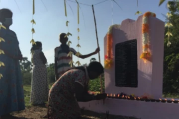 ஸ்ரீலங்கா இராணுவத்தால் குமாரபுரத்தில் மேற்கொள்ளப்பட்ட படுகொலை- உறவுகளுக்கு தடை வித்தித்த பொலிஸார்!