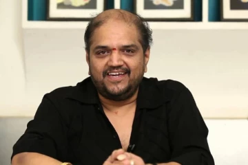 ஹீரோ போல் இருக்கும் இசையமைப்பாளர் வித்யாசாகரின் மகன்- அவரும் ஒரு பாடகரா?