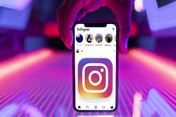 இலங்கையில் மிகக் குறைவாக பாவிக்கப்படும் Snapchat | Snapchat Facebook Whatsapp Youtube Viber Tiktok