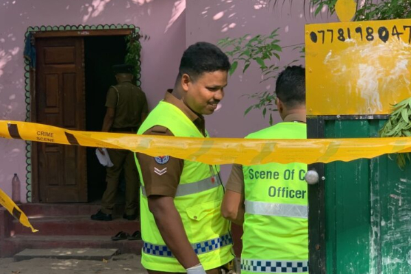 யாழில் வீட்டில் களவாடபட்டதாக நாடகமாடிய பெண் | Woman Fakes Robbery At Home In Jaffna Brother Die