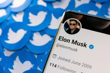 டுவிட்டர் பங்குகள் தொடர்பில் எலான் மஸ்க் எடுத்துள்ள அதிரடி முடிவு!