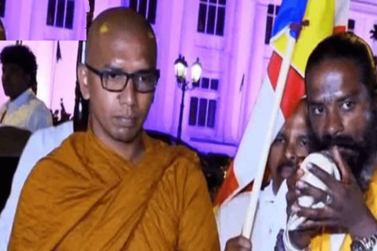 மீண்டும் சத்தியாக்கிரகத்தில் இணைந்த கஸ்ஸப தேரர் | Kassapa Thero Rejoins The Satyagraha