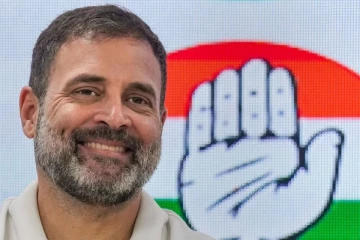 படித்த ஒவ்வொரு இளைஞருக்கும் வேலை; விவசாயிகளின் கடன் தள்ளுபடி - ராகுல் காந்தி உறுதி!