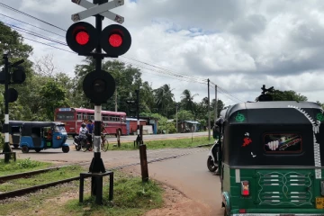 வவுனியாவில் புகையிரதக்கடவை ஒலி சமிக்ஞையில் கோளாறு: அச்சத்தில் மக்கள்