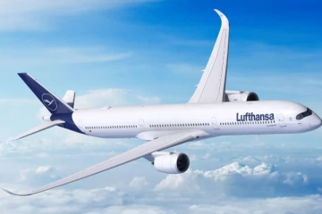 நடுவானில் மயங்கிய விமானி - ஆளே இல்லாமல் 199 பயணிகளுடன் பயணித்த விமானம்