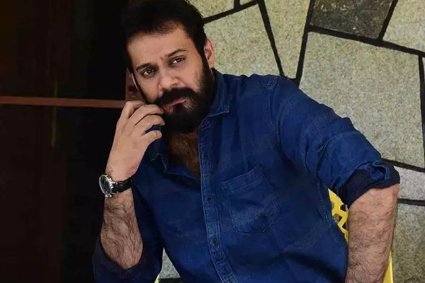 பாலாவின் முன்னாள் மனைவிக்கு பிரபலத்துடன் காதல்! வெளியான நெருக்கமான புகைப்படம் | Bala Wife New Love Photo Leaked