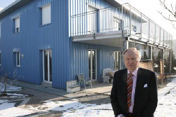 4,000 பேர் தங்கள் வாழ்வை முடித்துக்கொள்ள உதவிய நிறுவனம்: நிறுவனர் எடுத்த முடிவு | Dignitas Founder End Life Own Assist Dying Clinic 4,000 பேர் தங்கள் வாழ்வை முடித்துக்கொள்ள உதவிய நிறுவனம்: நிறுவனர் எடுத்த முடிவு | Dignitas Founder End Life Own Assist Dying Clinic