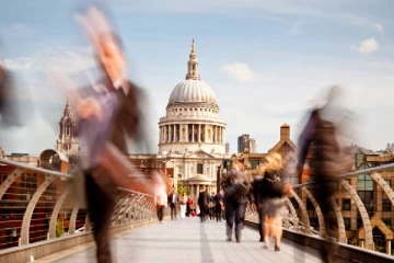 இந்த 100 நகரங்கள்தான் மக்களை அதிகம் கவர்ந்தவை - இந்தியாவுக்கு எத்தனையாவது இடம்?