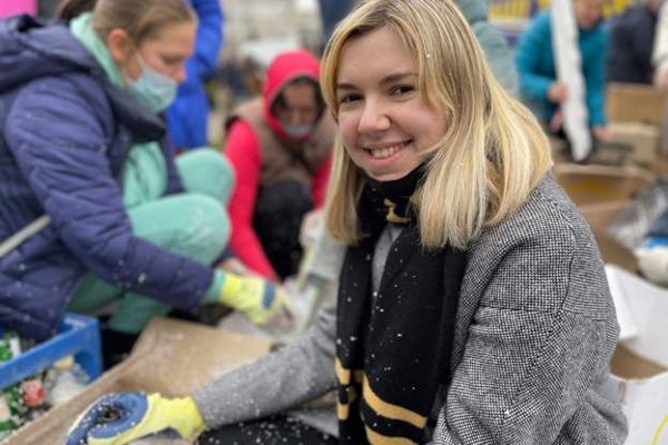 ரஸ்யாவுக்கு எதிராக போர் தயாரிப்புக்களில் ஈடுபடும்”மக்கள்” போராட்டக்குழுவினர்! (வீடியோ) | Rasia Arranging People Forces