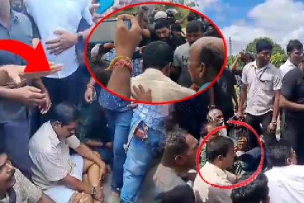 கிளிநொச்சியில் சிறிதரன்,சாள்ஸ் நிர்மலநாதன் மீது தாக்குதல் - ஐபிசி தமிழ்