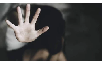 11 வயது சிறுமிக்கு பாலியல் தொல்லை - கனமழையில் ஆசிரியர் செய்த கொடூரம் சம்பவம்!