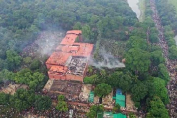 பங்களாதேஷ் சிறைச்சாலையில் வெடித்தது மோதல்:500 ற்கும் மேற்பட்ட கைதிகள் தப்பியோட்டம்