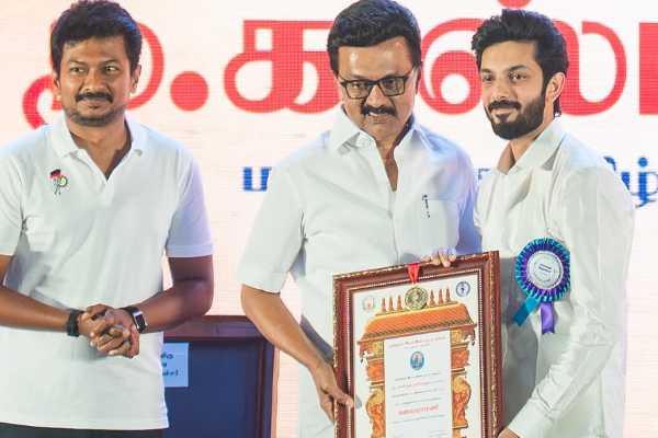 35 வயதில் கலைமாமணி விருது!! இசையமைப்பாளர் அனிருத்தின் சொத்து மதிப்பு இவ்வளவா... | Music Director Kalaimaamani Anirudh 35 Birthday
