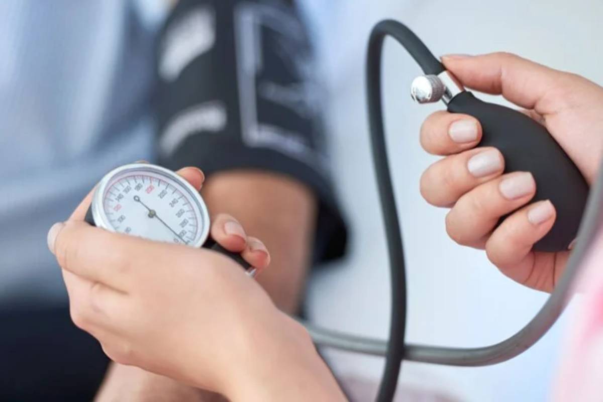 உயர் இரத்த அழுத்தத்தை கட்டுப்படுத்த உதவும் 5 உணவுகள்.., என்னென்ன தெரியுமா? | 5 Foods That Help Control High Blood Pressure
