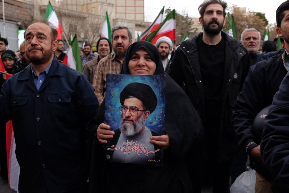 ஆபத்தான சிவப்பு எல்லையைத் தாண்டிய ட்ரம்ப்! பதிலடி கொடுக்க தயாராகும் ஈரான்.. | Iran Usa War Donald Trump New Plan