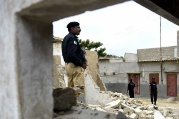 வீடு முழுவதும் சிதறி கிடந்த உடல் பாகங்கள்... மதுபோதையில் பெண்: நடுங்க வைக்கும் அதிர்ச்சி சம்பவம்