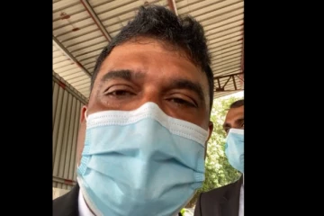 පාර්ලිමේන්තු මන්ත්රීවරයෙකු සහ වරාය පොලිසිය අතර උණුසුම් තත්වයක්...(LIVE)