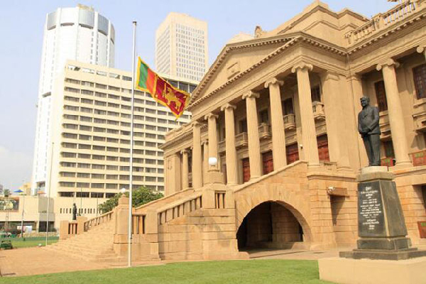 மூன்று மதங்களின் பின்னர் மீண்டும் செயற்படும் அதிபர் செயலகம்..! - ஐபிசி தமிழ்