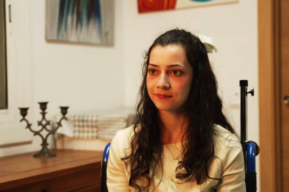 பாலியல் வன்கொடுமையால் பாதிக்கப்பட்ட 25 வயது பெண்...! கருணைக்கொலைக்கு நீதிமன்றம் அனுமதி | Noelia Castillo Euthanasia Spain Legal Battle 2026