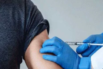 ஆசிரியர்களுக்கான தடுப்பூசி தொடர்பில்  கல்வி அமைச்சர் வெளியிடும் தகவல்