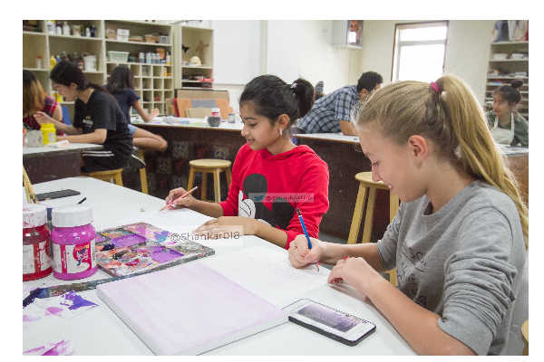 விஜய் மகளின் மேலும் ஒரு லேட்டஸ்ட் போட்டோ, என்ன செய்து கொண்டு இருக்கிறார் பாருங்க.. | Vij Mag Lat