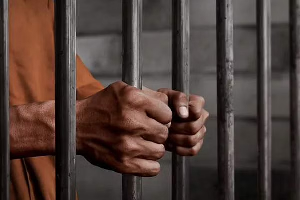 வேலை பெற்று தருவதாக கூறி நிதி மோசடி செய்த தம்பதி! | Financial Fraud By Claiming To Get A Job