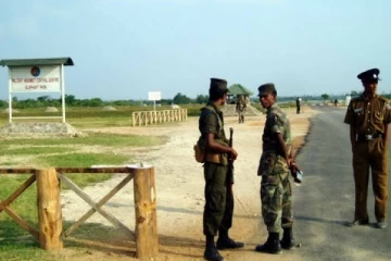 17 வருடங்களின் ஆனையிறவு சோதனைச் சாவடி அகற்றம்