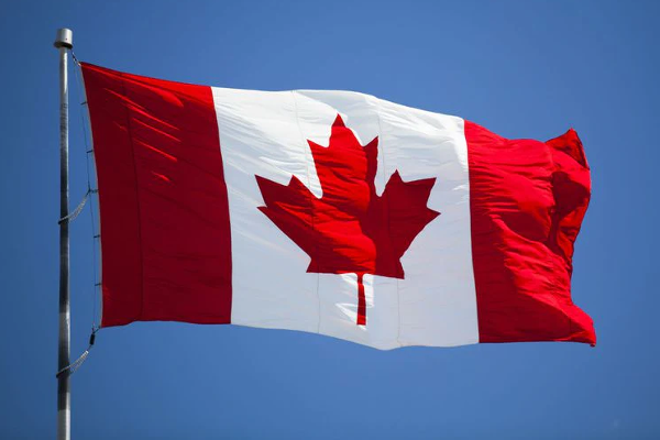 கனடாவில் இரண்டு முறை குடியுரிமை பெற்ற பெண்! | Canada Granted Dual Citizenship To The Woman Viral