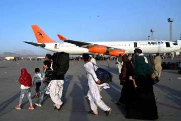 அகதிகள் மத்தியில் அவர்களும் சுவிட்சர்லாந்தில் நுழையலாம்: எச்சரிக்கும் அரசியல் கட்சிகள்