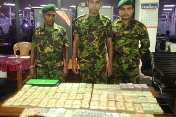 கொழும்பில் சிக்கிய பெருந்தொகை வெளிநாட்டு நாணயம்