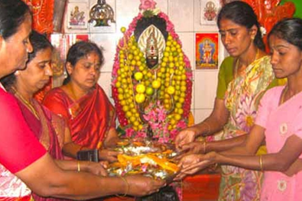 இன்று ஆடி கடைசி வெள்ளி; பெண்களுக்கு மிகவும் முக்கியமான விரதம்! | Today Is Aadi S Last Friday Very Important Women