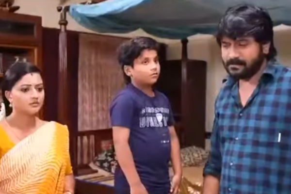 சிறகடிக்க ஆசை: வீட்டை விட்டு துரத்தப்படுகிறாரா க்ரிஷ்.. முத்து, மனோஜ் இடையே சண்டை.. | Krish Going Out From House In Siragadikka Aasai