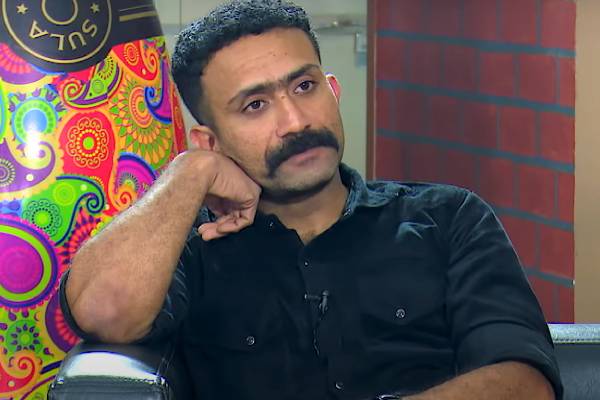 விஜய் சிறந்த நடிகரா?.. வம்பிழுத்த பிரபல மலையாள நடிகர் | Shine Tom Criticize Vijay