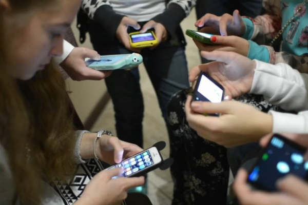 அதிகளவில் மனநலப் பாதிப்புகளுக்கு உள்ளாகியுள்ள சிறுவர்கள்! வெளியான அதிர்ச்சி தகவல் | Children Ages Of 13 And 18 Mental Health Problems