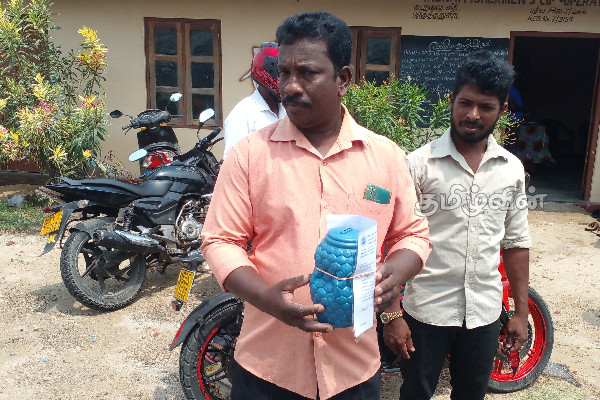 பாதிக்கப்படுவது தமிழ் கடற்றொழிலாளர்கள் என்பதாலேயே நடவடிக்கை எடுக்கவில்லை: வடமராட்சி கடற்றொழிலாளர்கள் | Allegations Of Vadamarachi Fishermen