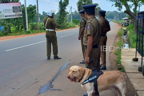 மோப்ப நாய்களுடன் களமிறங்கிய சிறிலங்கா காவல்துறை! | Drug Vavuniya Police Northern Province Sri Lanka