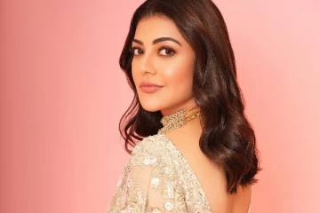 பார்ட்டியில் லிப் லாப் முத்தம்.. வைரலாகும் காஜல் அகர்வால் போட்டோ