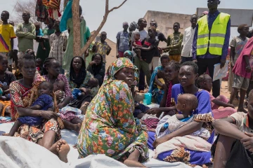 சூடானில் 5 இலட்சம் பேர் வெளியேற்றம்; 20 இலட்சம் பேர் இடம்பெயர்வு