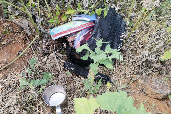 தமிழர் பகுதியில் நெஞ்சை உருக்கும் சம்பவம்..! தாயும் மகளும் உடல் நசுங்கி பலி (காணொளி) | Accident Death In Vavuniya